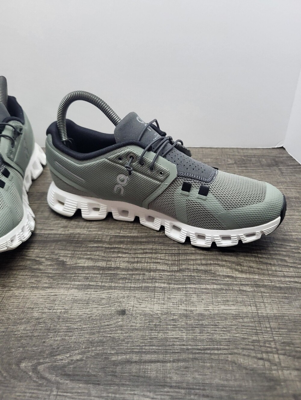 On Cloud 5 Womens Size 8 Kelp Shadow Running Shoes Comfort Athletic Sneakers - Picture 3 of 10